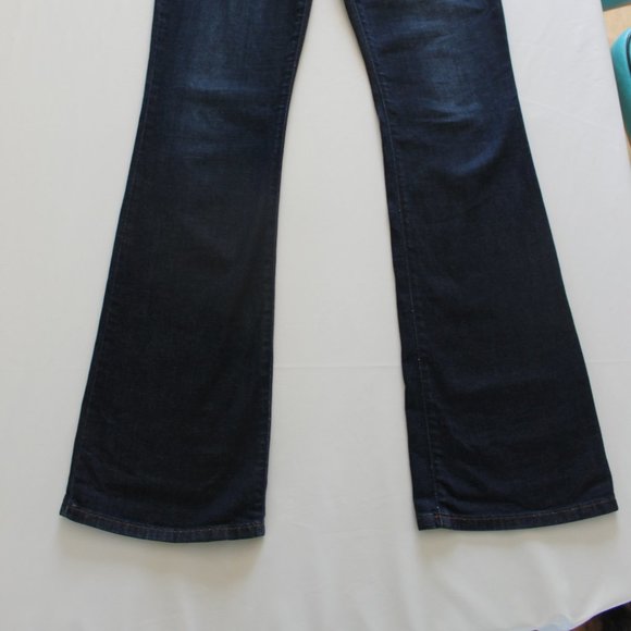 Joe’s Jeans Honey Curvy Boot-cut in Lainey - Picture 10 of 12